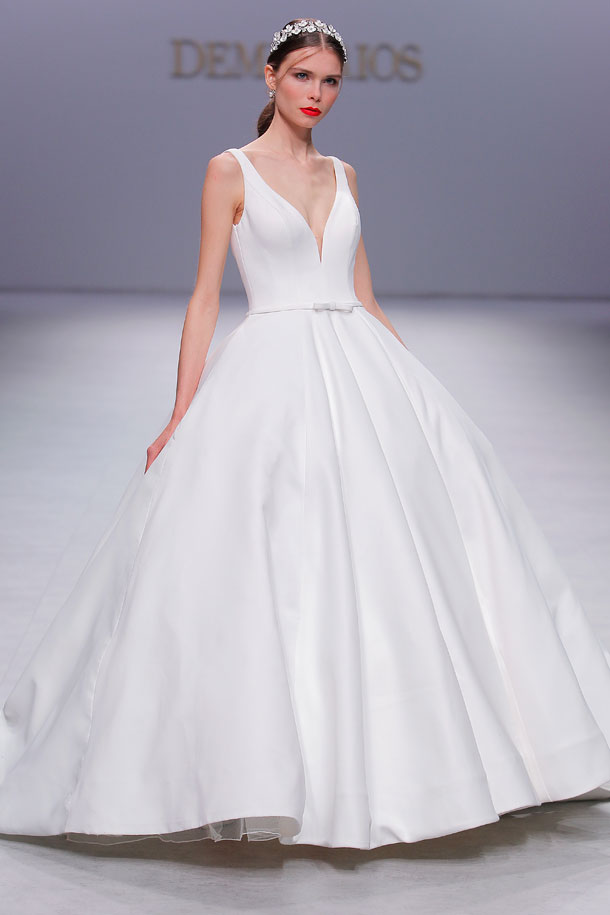 ilovebrides.pt Demetrios Coleção 2020 Vestidos de Noiva